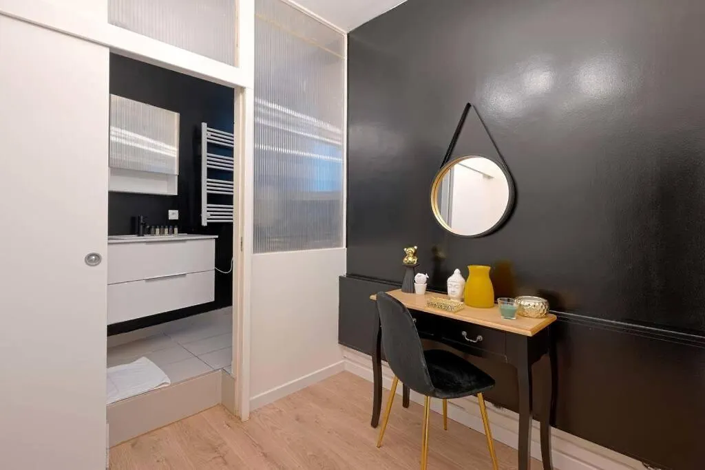 Modern Studio Apartment For 3 Paris 0*,
