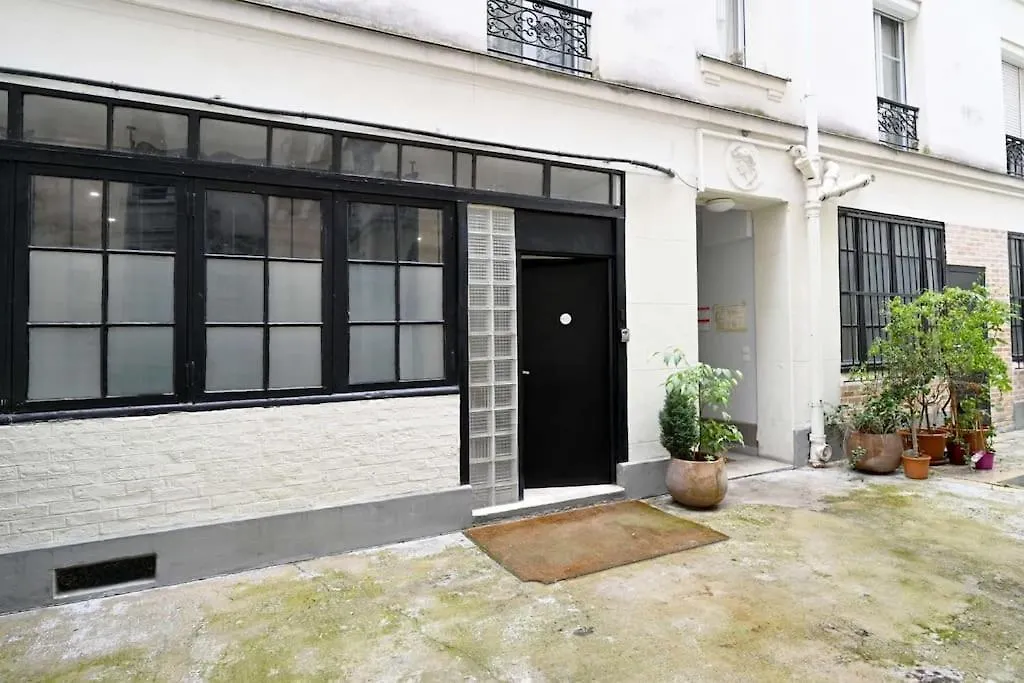 Modern Studio Apartment For 3 Paris 0*,  France